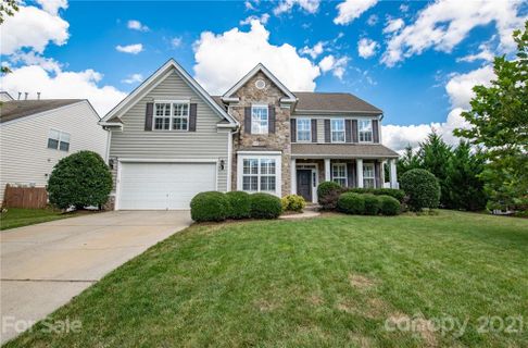 869 Brookdale Lane