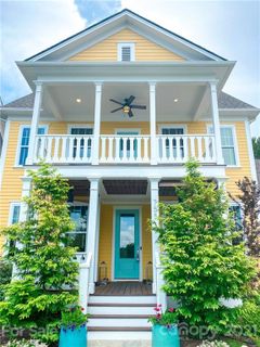 755 Bluff Loop Road