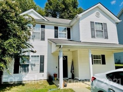 822 Valley Ridge Road sold home in Valley Ridge, Charlotte, NC