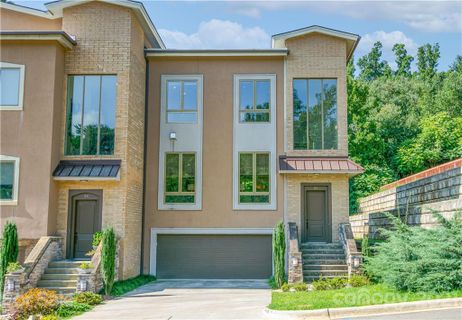 28 Macallan Lane sold home in The Village at Chunns Cove, Asheville, NC