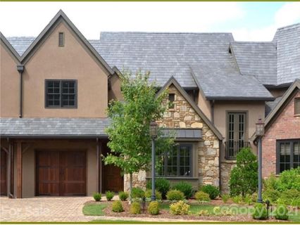22 Village Oak Drive