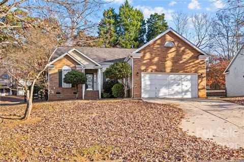 7529 Swedish Ivy Lane
