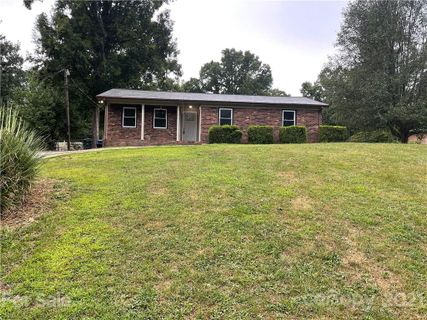 1555 Airport Road sold home in Cedar Hill, Salisbury, NC