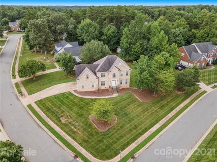 2726 Gannett Drive