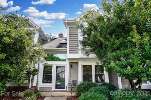8252 Legare Court