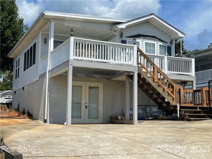 106 Dare Lane