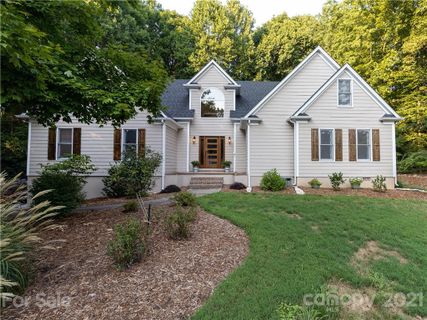 5140 Saddle Horn Trail sold home in Providence Woods South, Matthews, NC