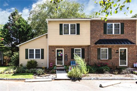 1533 South Point Road sold home in Pointe Wylie, Belmont, NC