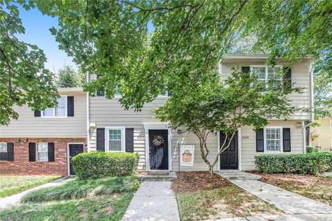 3322 Heathstead Place