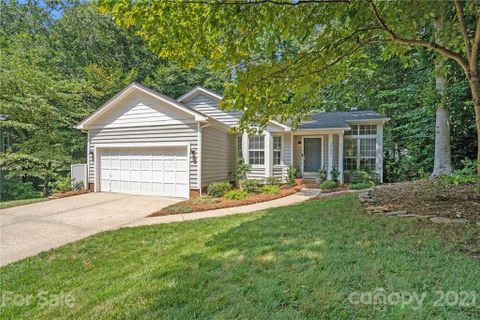 3703 Peakwood Court
