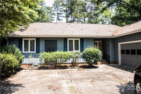 15 Old Fox Trail