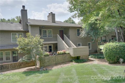 3925 Colony Crossing Drive