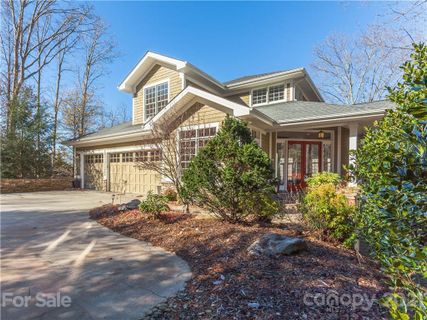 2 Woodsong Drive