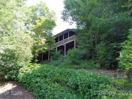 4511 Cove Loop Road