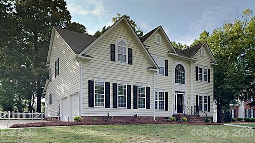 997 Muirfield Drive