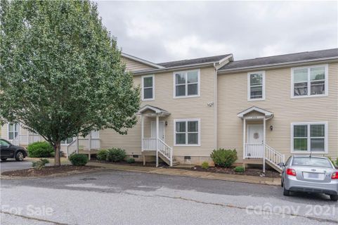406 Villas Court sold home in Villas At Cedar Hill, Asheville, NC