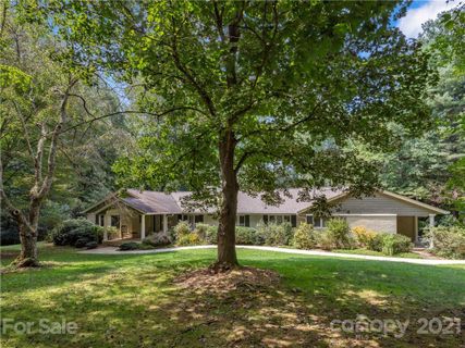 415 Vanderbilt Road