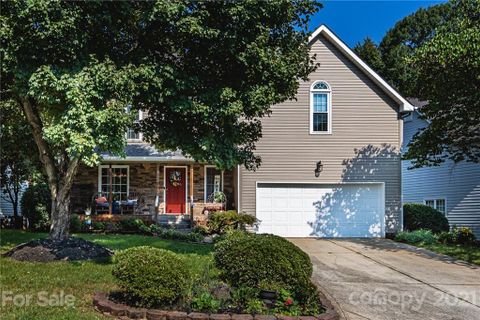 4622 Bridle Ridge Lane