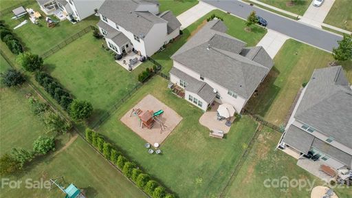 5043 Nighthawk Drive