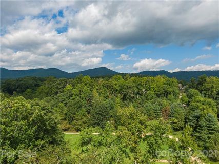 639 Walnut Valley Parkway 1