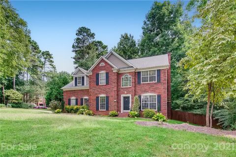 114 Paseo Drive