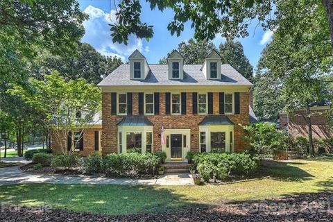 2616 Oakmeade Drive