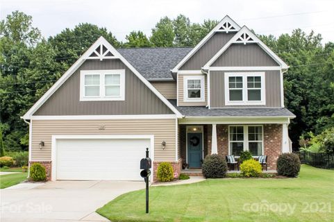 132 Misty Woods Drive sold home in Lake Forest, Lake Wylie, SC