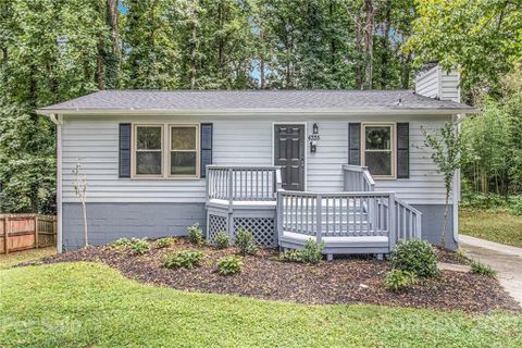 4335 Ruskin Drive sold home in Woodlawn Park, Charlotte, NC