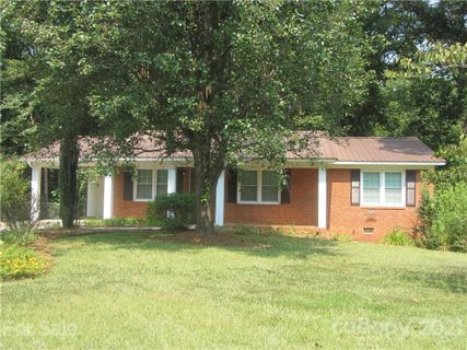 1210 Hermitage Road sold home in Sistare Estates, Lancaster, SC