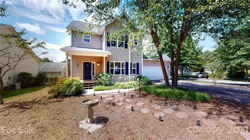 8 Scottish Circle sold home in Skyland Knoll, Asheville, NC