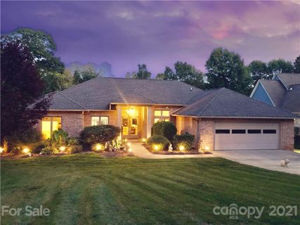 3594 Live Oaks Avenue sold home in Norman Plantation, Terrell, NC