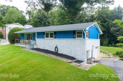 33 Pinehurst Road 34