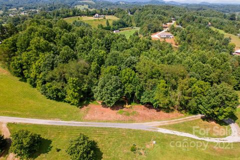 99999 May Hill Place B sold home in Highland Hills, Leicester, NC
