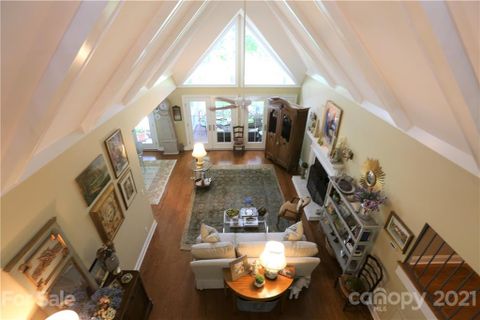 128 Overlook Drive