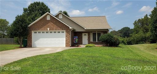 203 Smokehouse Lane