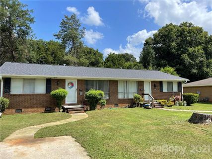 4723 Americana Avenue sold home in Lake Plaza, Charlotte, NC