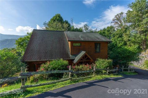 313 Cub Trail sold home in Black Bear Ridge, Maggie Valley, NC