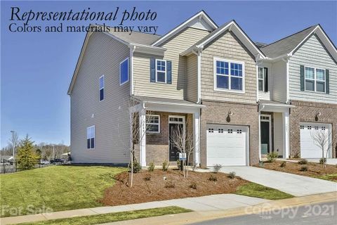 1825 Grove Park Lane