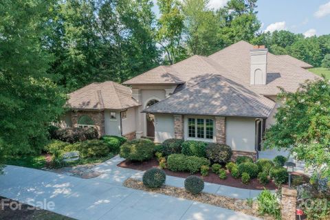 526 Riviera Drive