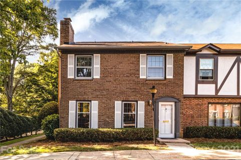 1517 Lansdale Drive A
