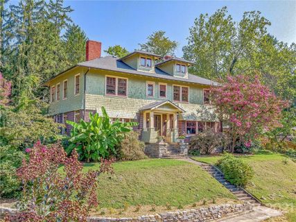 42 Forest Hill Drive