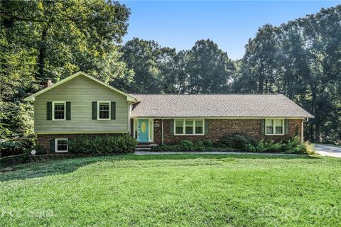 736 Georgia Trail