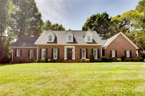 203 Sue Ellen Court sold home in South Fork, Gastonia, NC