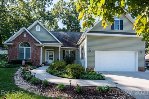 124 E Chinaberry Court sold home in South Arbor, Mocksville, NC