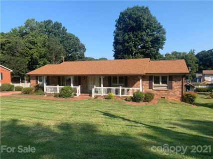 2344 Azalea Drive sold home in Springdale, Gastonia, NC