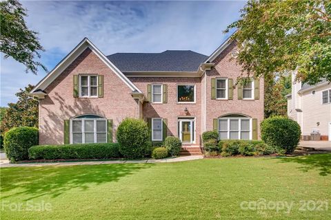 308 Belvedere Lane