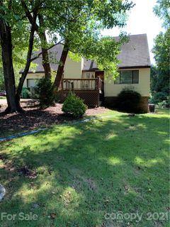4910 Rolling Oak Lane