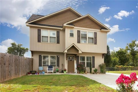 321 Wood Avenue sold home in Jamestown, Kannapolis, NC
