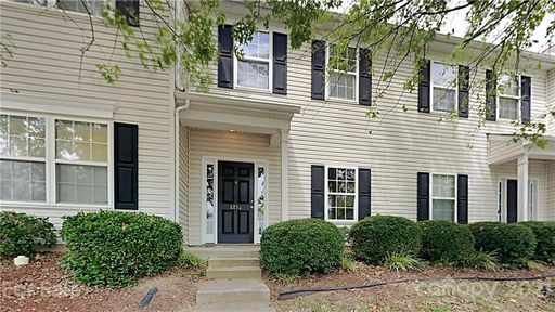 2252 Winthrop Chase Drive