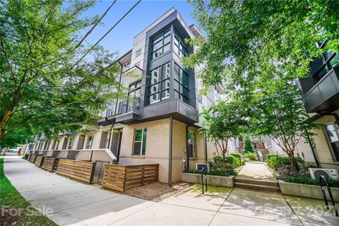 235 Doggett Street